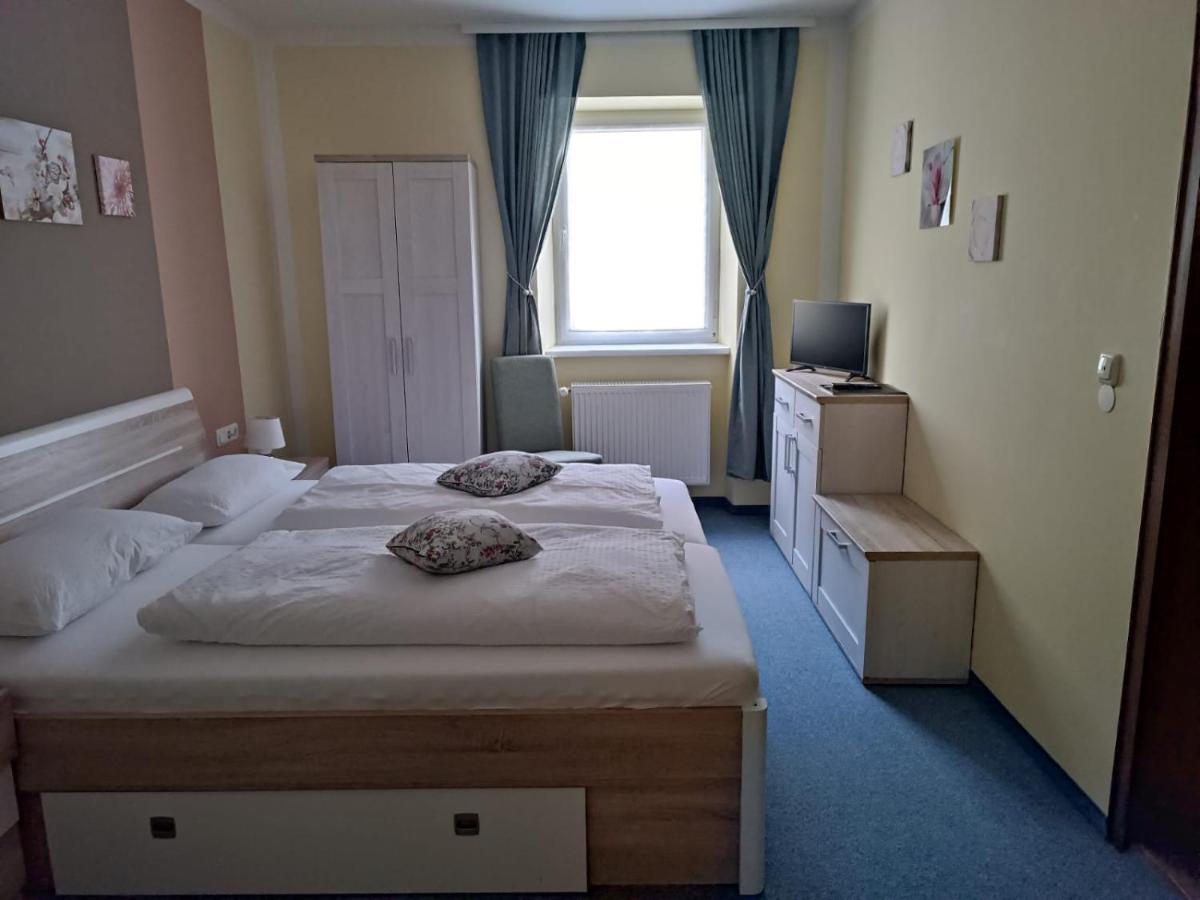Garni Hotel Post Weissenstadt Bagian luar foto