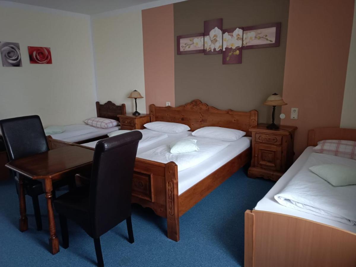 Garni Hotel Post Weissenstadt Bagian luar foto
