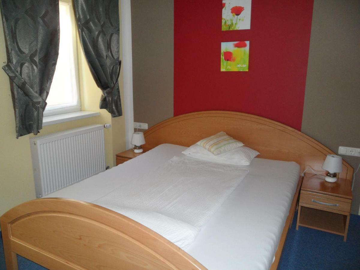 Garni Hotel Post Weissenstadt Bagian luar foto